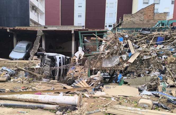 RESTAURANTE DESTROZADO